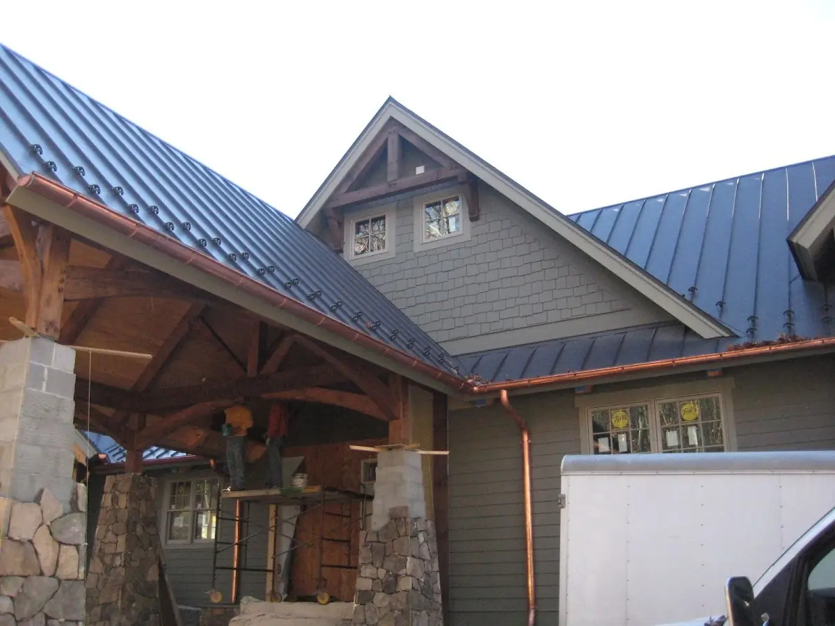 Craftsman Roofing team delivering quality roofing work in Hynson Knolls